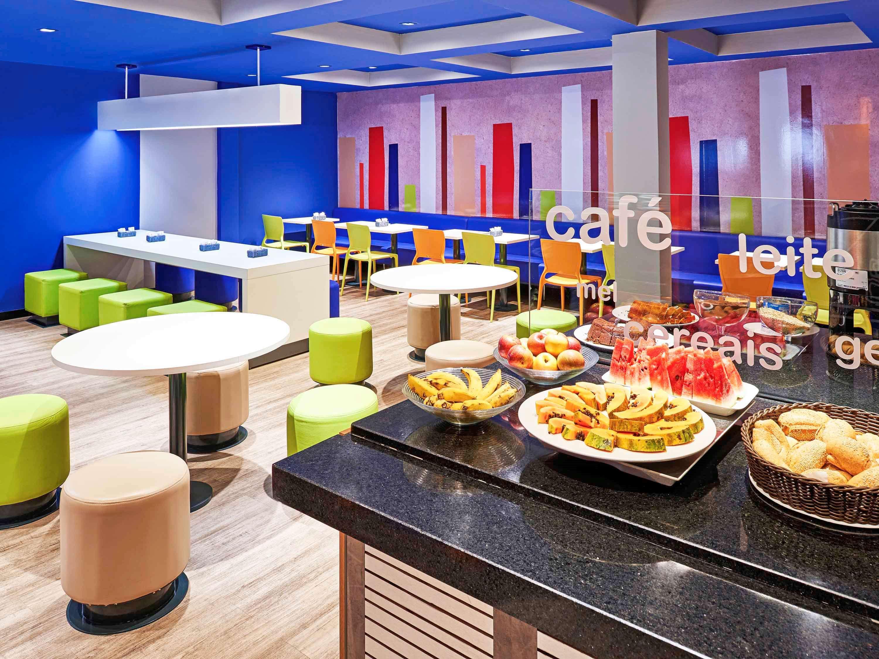 Ibis Budget Curitiba Centro エクステリア 写真