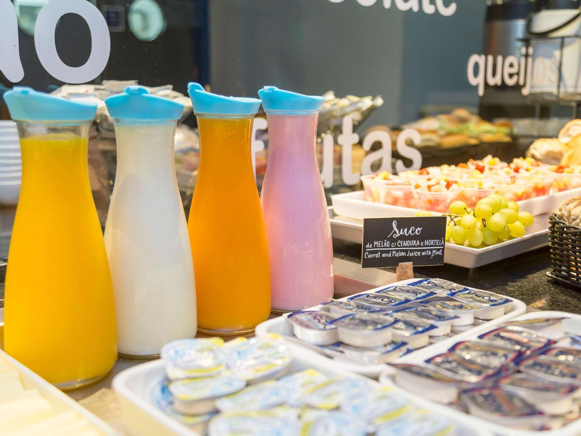 Ibis Budget Curitiba Centro エクステリア 写真
