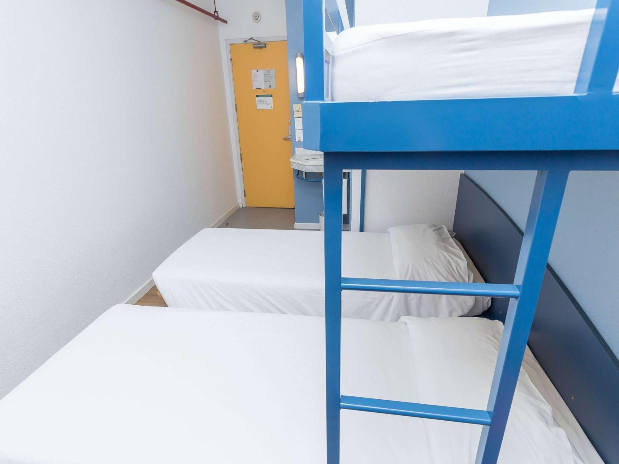 Ibis Budget Curitiba Centro エクステリア 写真